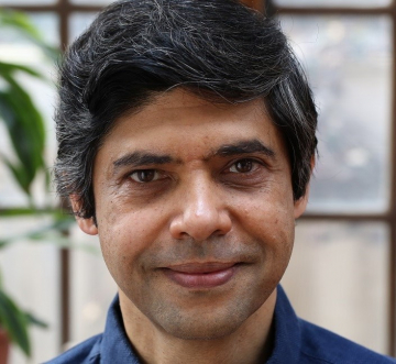 Portrait photo Aniruddh D. Patel